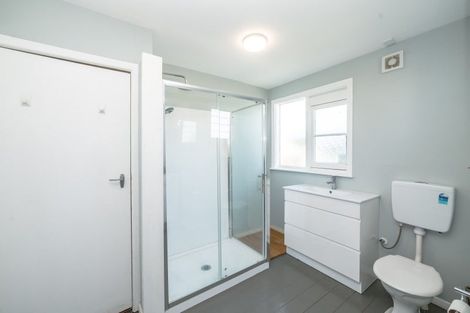 Photo of property in 15 Woodward Street East, Featherston, 5710