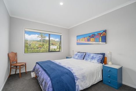 Photo of property in 28 Motukorure Parade, Cooks Beach, Whitianga, 3591