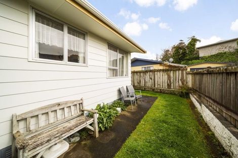 Photo of property in 40 Belair Avenue, Blagdon, New Plymouth, 4310