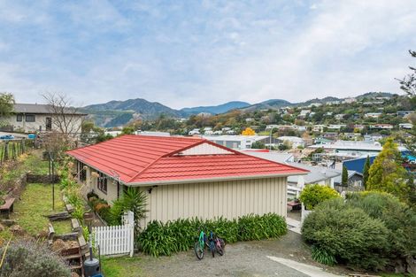 Photo of property in 6 Saint Ann Place, Toi Toi, Nelson, 7010