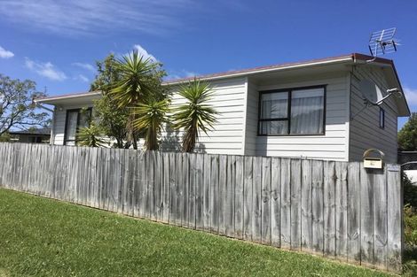 Photo of property in 1/4 Posa Avenue, Henderson, Auckland, 0612