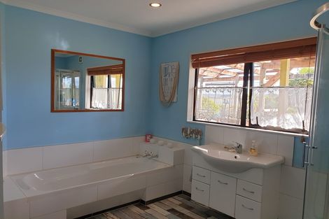 Photo of property in 128 Barnett Avenue, Best Island, Richmond, 7081