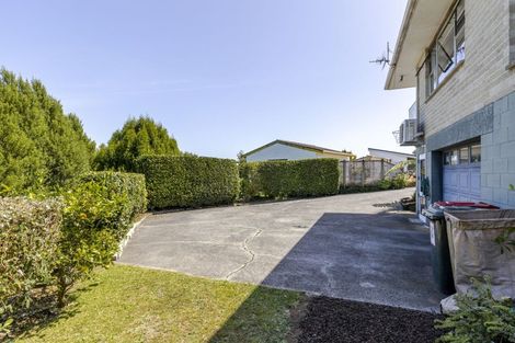 Photo of property in 11a Longview Drive, Merrilands, New Plymouth, 4312