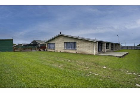 Photo of property in 48 Waimate Highway, Saint Andrews, 7988