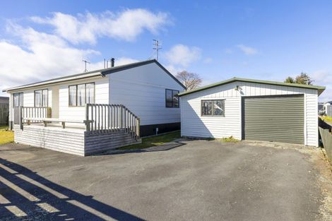 Photo of property in 71b Grace Crescent, Richmond Heights, Taupo, 3330
