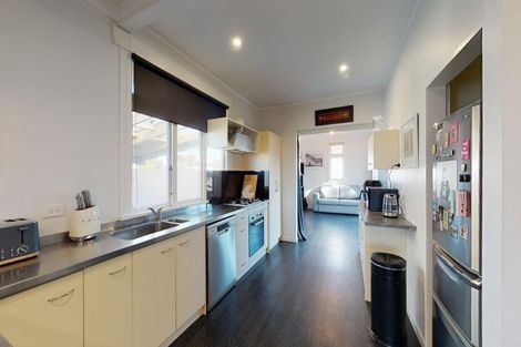 Photo of property in 28 Godwin Crescent, College Estate, Whanganui, 4500
