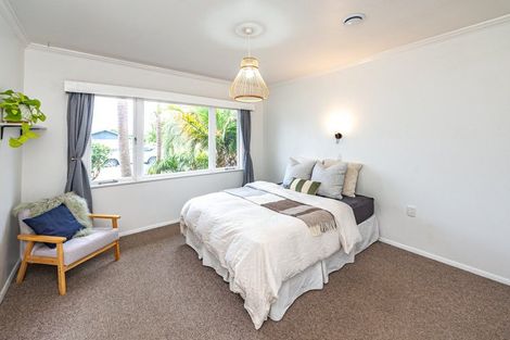 Photo of property in 7 Hussey Street, Waverley, 4510