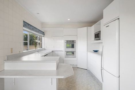 Photo of property in 2/76 Rokino Road, Hilltop, Taupo, 3330