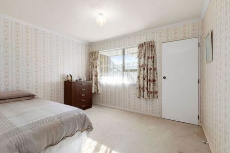 Photo of property in 47a Whites Line West, Woburn, Lower Hutt, 5010