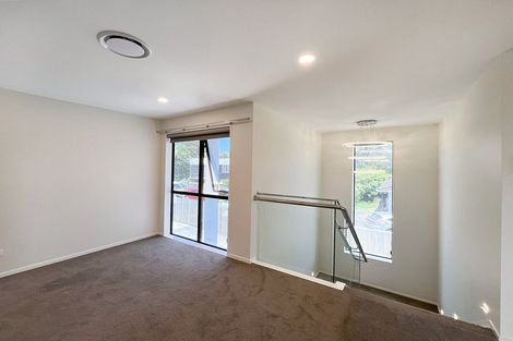 Photo of property in 12a Thomas Avenue, Te Atatu Peninsula, Auckland, 0610