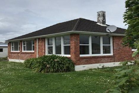 Photo of property in 6 Holland Crescent, Bulls, 4818