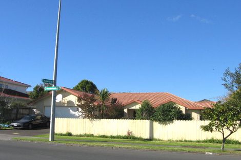 Photo of property in 76 Meadowland Drive, Somerville, Auckland, 2014