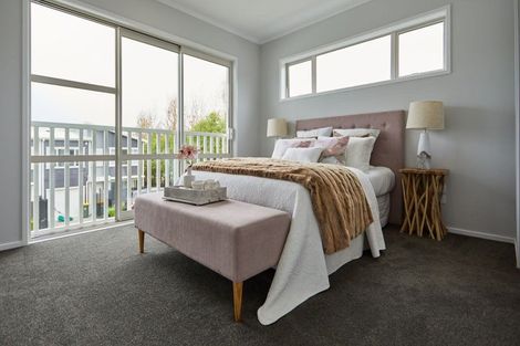 Photo of property in 42 Karepiro Drive, Stanmore Bay, Whangaparaoa, 0932