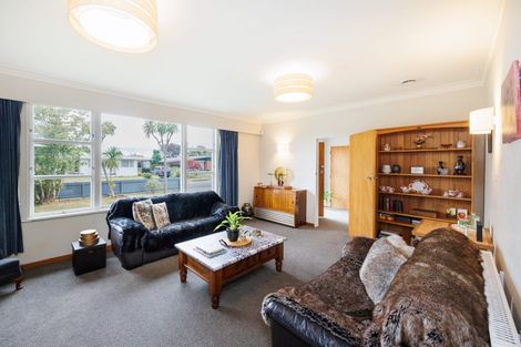 Photo of property in 15 Belgrave Place, Awapuni, Palmerston North, 4412