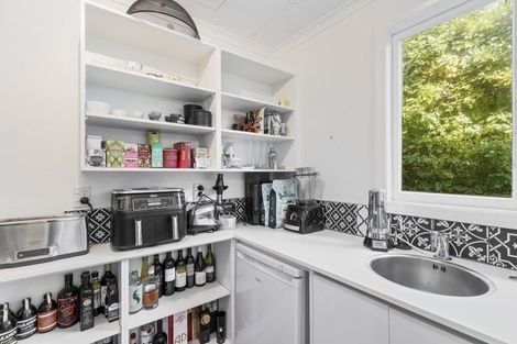 Photo of property in 47 Gaine Street, New Plymouth, 4310