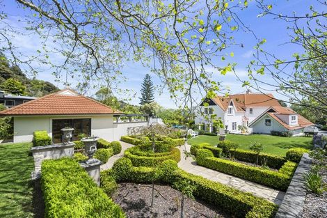 Photo of property in 60 Cheviot Road, Lowry Bay, Lower Hutt, 5013