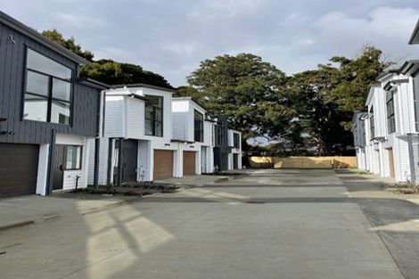 Photo of property in 8 Rangimarie Close, Opaheke, Papakura, 2113