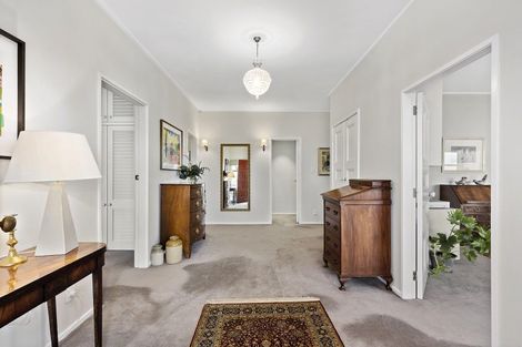 Photo of property in 9 Cluny Avenue, Kelburn, Wellington, 6012