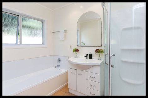 Photo of property in 19a Woodmancote Road, Khandallah, Wellington, 6035