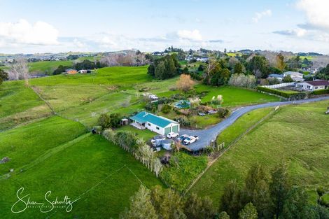 Photo of property in 105 Gorge Road, Maungaturoto, 0520
