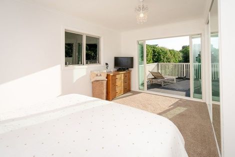 Photo of property in 13 Aperahama Street, Paekakariki, 5034