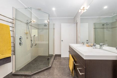 Photo of property in 103-105 Eskdale Road, Papakowhai, Porirua, 5024