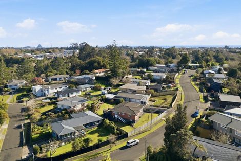 Photo of property in 13 Durham Avenue, Welbourn, New Plymouth, 4312