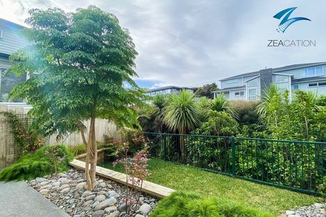 Photo of property in 106 Admirals Court Drive, Greenhithe, Auckland, 0632