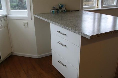 Photo of property in 27 Horotutu Road, Greenlane, Auckland, 1061