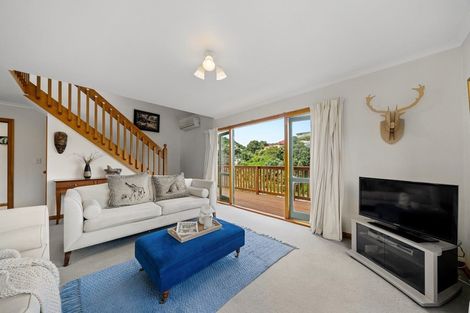 Photo of property in 1 Frobisher Street, Island Bay, Wellington, 6023