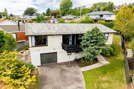 Photo of property in 72 Kinmont Crescent, Kinmont Park, Mosgiel, 9024