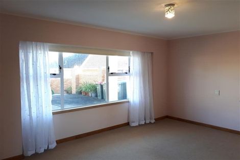 Photo of property in 58 Rogan Street, Mount Roskill, Auckland, 1041
