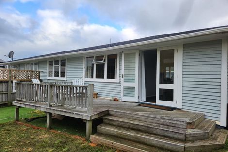 Photo of property in 4a Raukawa Street, Strathmore Park, Wellington, 6022