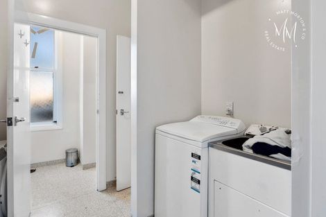 Photo of property in 590 Castle Street, North Dunedin, Dunedin, 9016