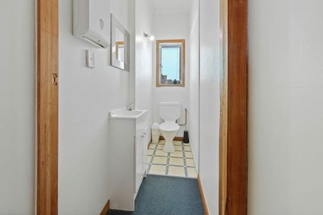 Photo of property in 1/28 Uxbridge Road, Mellons Bay, Auckland, 2014