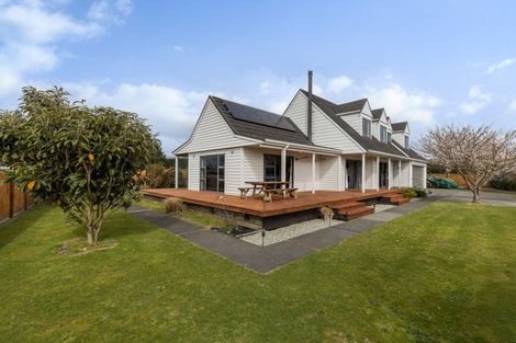 Photo of property in 14 Okarito Avenue, Levin, 5510