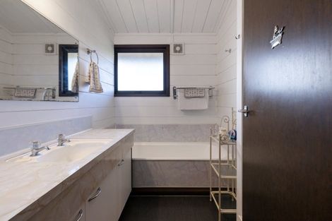 Photo of property in 190a Dickson Road, Papamoa Beach, Papamoa, 3118