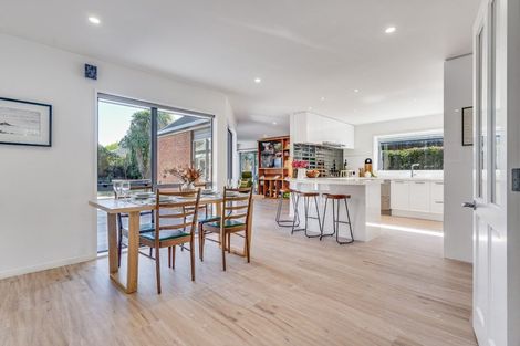 Photo of property in 12 Patricia Place, Harewood, Christchurch, 8051