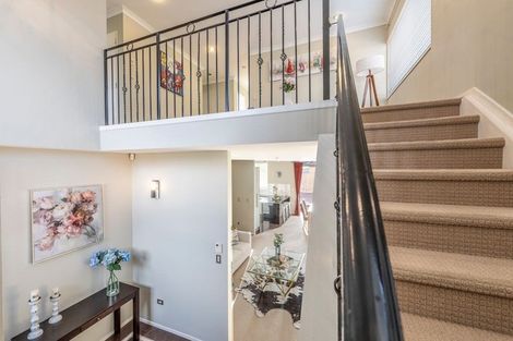 Photo of property in 13 Heidi Crescent, Flat Bush, Auckland, 2016