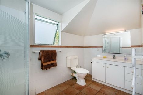 Photo of property in 2/88 Langana Avenue, Browns Bay, Auckland, 0630