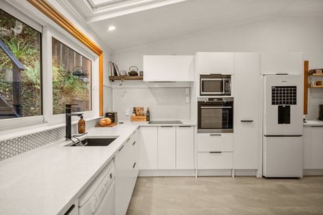 Photo of property in 27 Mortimer Terrace, Aro Valley, Wellington, 6021