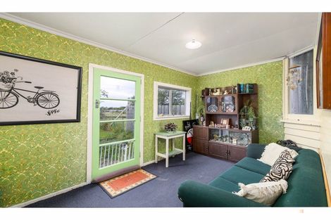 Photo of property in 13 Queens Terrace, Waimate, 7978