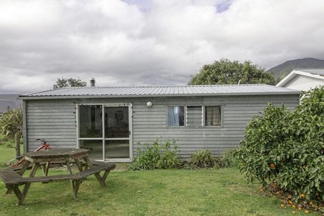 Photo of property in 154 Stanley Avenue, Te Aroha, 3320
