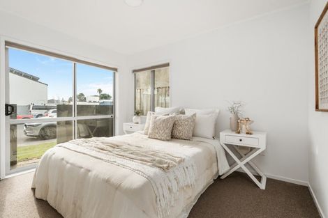 Photo of property in 1/10 Enterprise Drive, Papamoa Beach, Papamoa, 3118