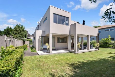 Photo of property in 27a The Parade, Bucklands Beach, Auckland, 2012