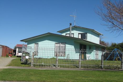 Photo of property in 24 Morgan Crescent, Levin, 5510