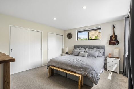 Photo of property in 112 Grand Drive, Orewa, 0931