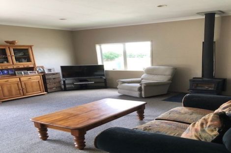 Photo of property in 695 Grasslands Drive, Cambridge, 3493