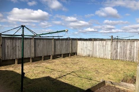Photo of property in 40 Carrick Glen Avenue, Flat Bush, Auckland, 2019