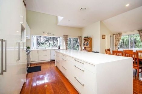 Photo of property in 16 Lagoon Way, West Harbour, Auckland, 0618